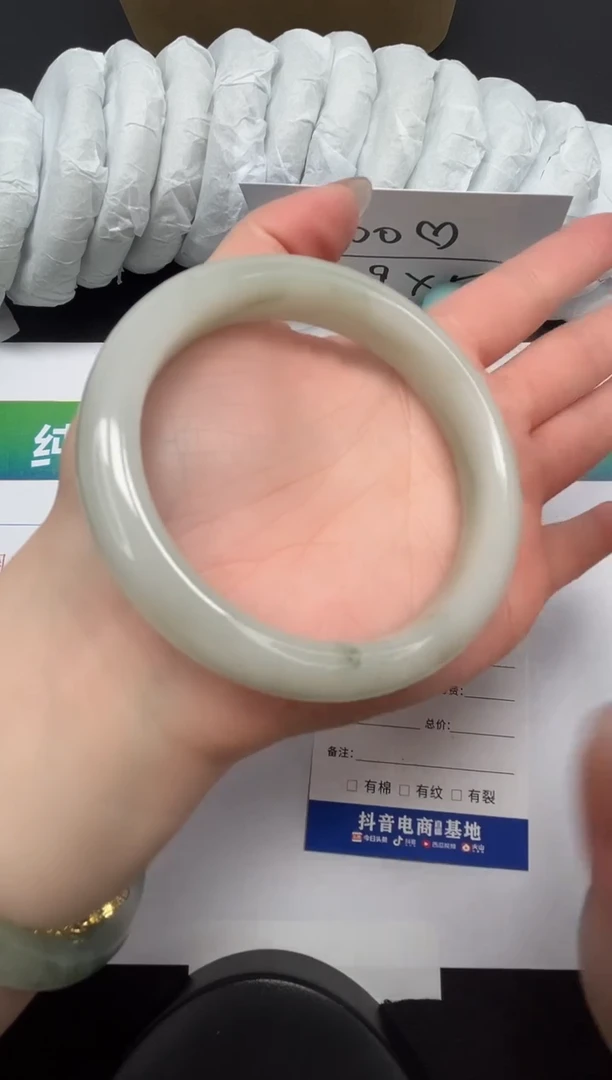 【闪购商品】石英质玉手镯合金27-60.3