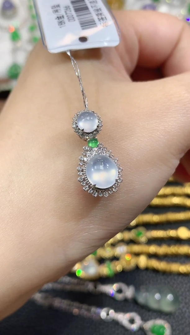 吊坠(不含链)18K金镶嵌翡翠a35