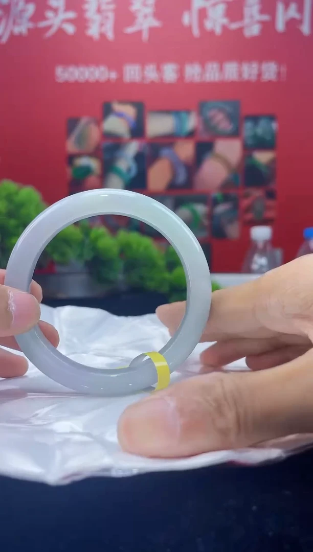 翡翠手镯未镶嵌手镯11