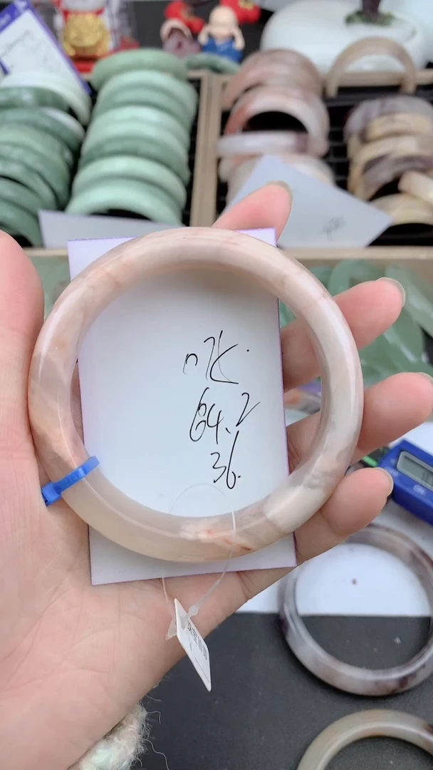 未镶嵌手镯石英质玉075