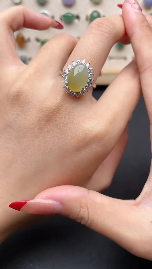 【闪购商品】翡翠戒指银S925镶嵌一物一证一礼盒