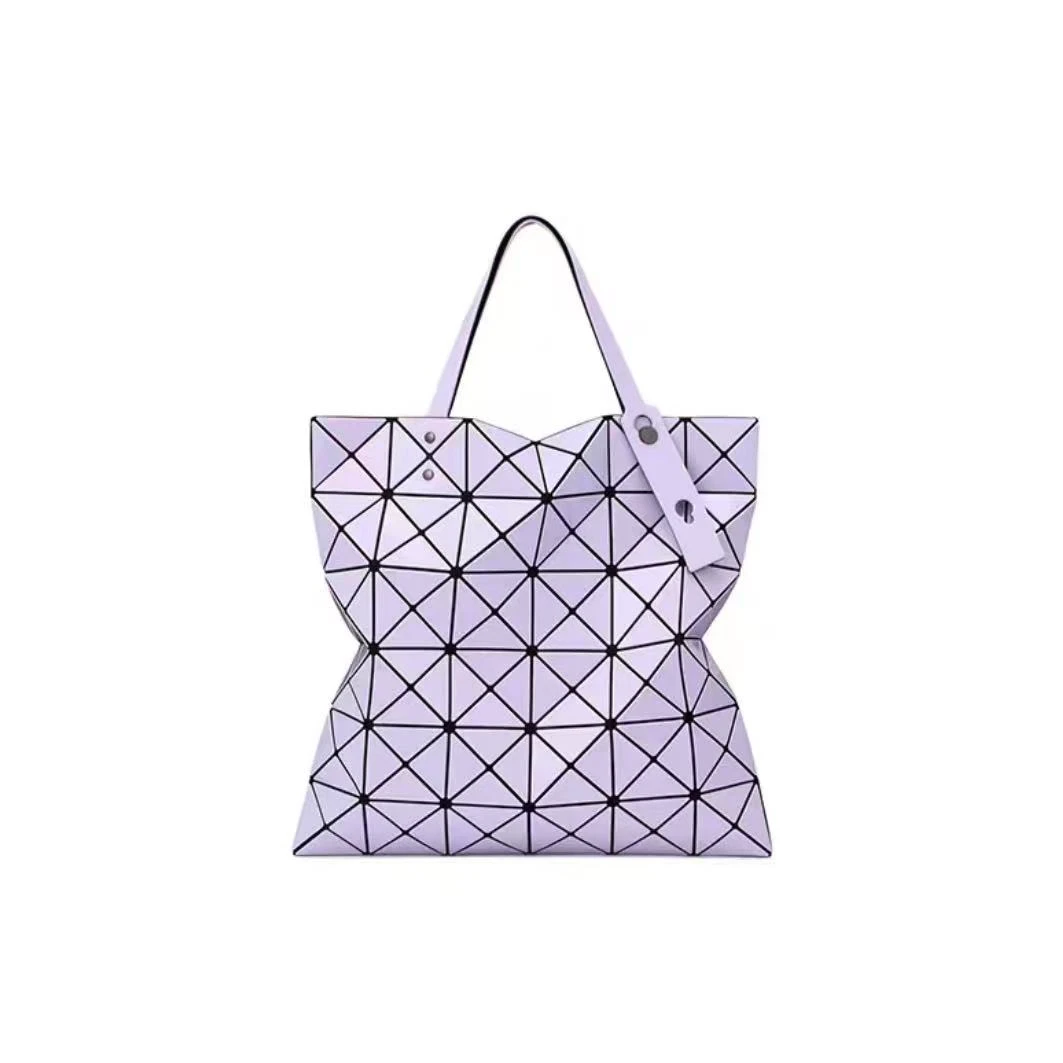 99新 Issey Miyake/三宅一生 思斯专属 三宅一生银手提包 GSYX005