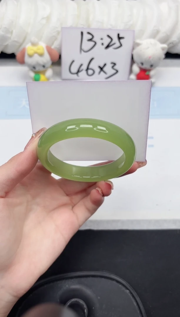 未镶嵌手镯石英质玉8-58