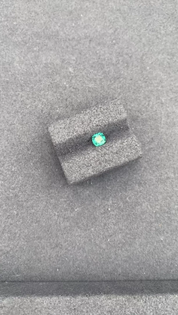 未镶嵌珠宝半成品碧玺47分拉贡   FG