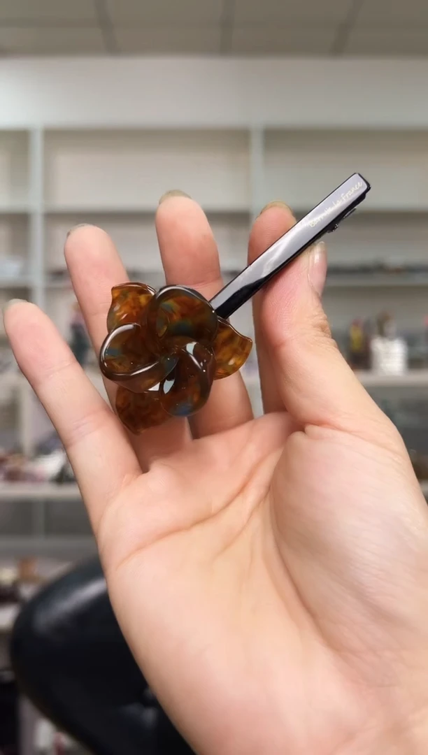 醋酸非金属韩国醋酸品牌发饰7cm鸭嘴边夹玫瑰花一支