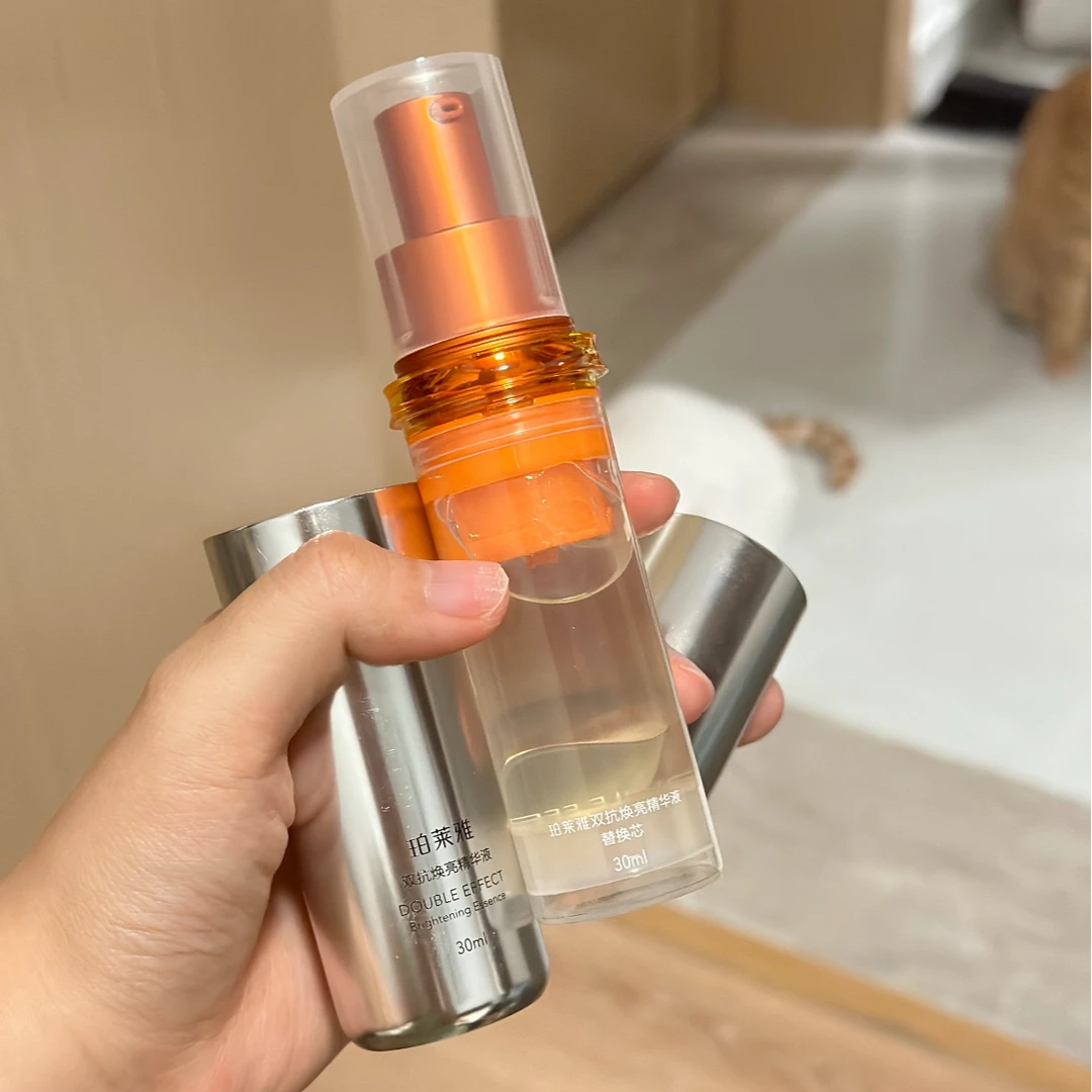 珀莱雅抗氧化抗糖提亮紧致一把好手的精华液