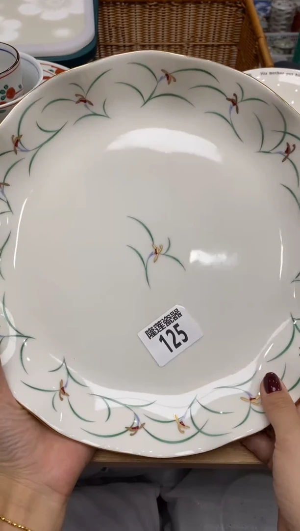瓷片P*f瓷器之美，尽在隆莲。