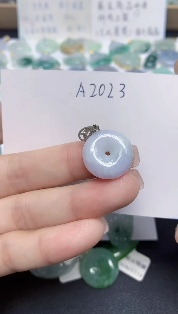 颈饰未镶嵌翡翠天然缅甸翡翠A货翡翠百元以上9元证书费自理