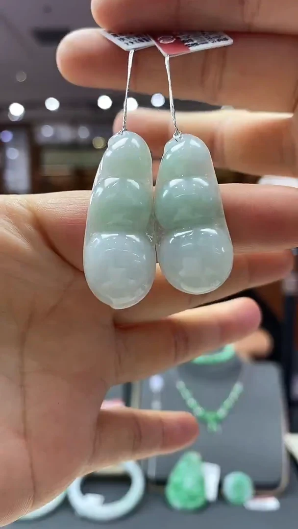 颈饰未镶嵌翡翠福豆多样性发一件