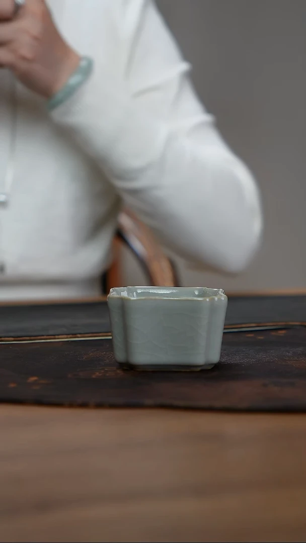 宁封柴窑仿湖田窑四方葵口杯2
