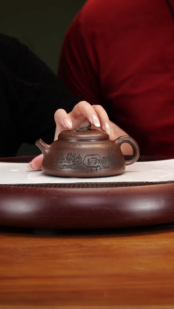 茶壶紫砂102YXM佛手拈花 革紫泥275cc