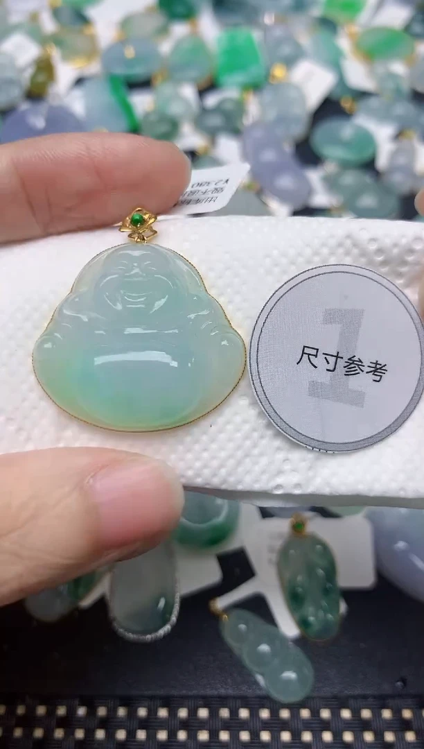 颈饰18K金镶嵌翡翠天然缅甸A货翡翠