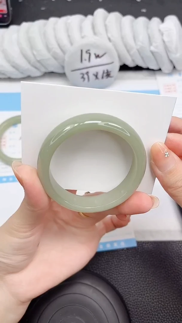 石英质玉手镯未镶嵌185-52.5