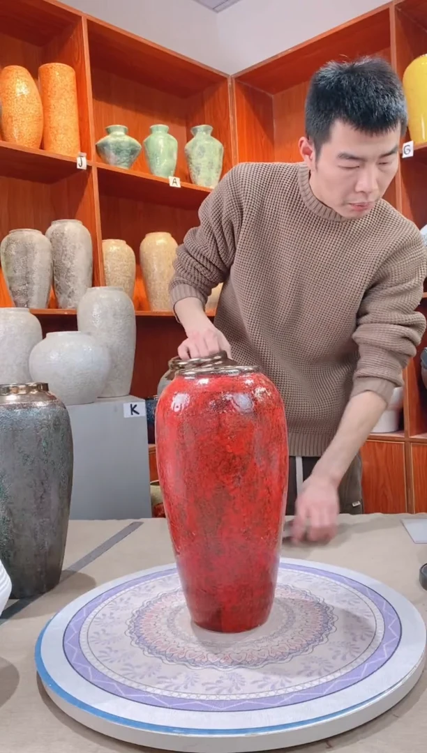 【闪购商品】瓶复古红 大号  陶瓷花瓶 无花