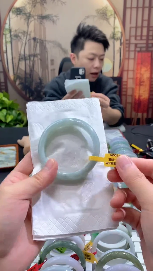 未镶嵌手镯翡翠000084520