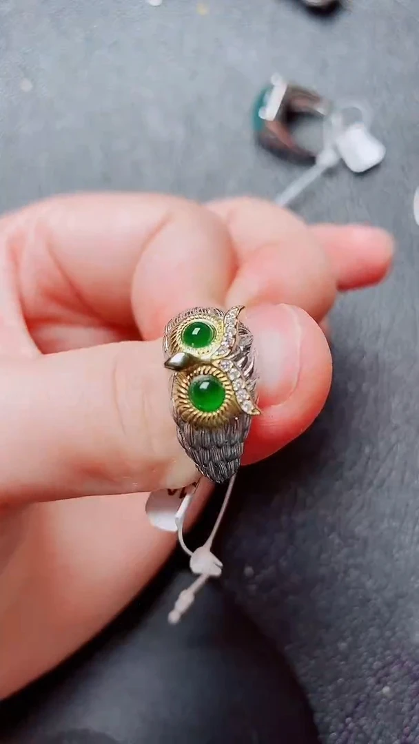 银S925镶嵌戒指翡翠1