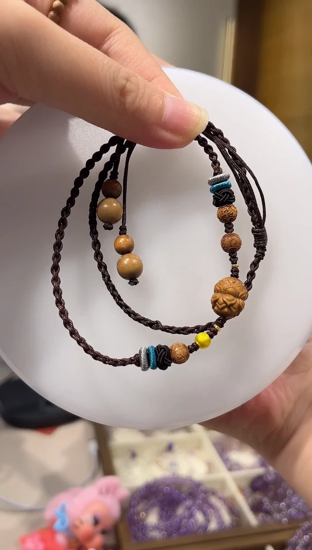 吊坠檀香木未镶嵌<>檀香木项链18K金