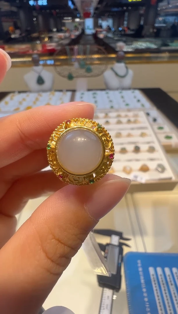 【闪购商品】和田玉戒指银S925镶嵌0000