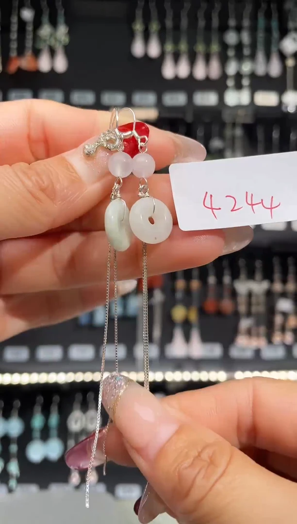 【闪购商品】紫晶耳饰银S925镶嵌喜欢拍