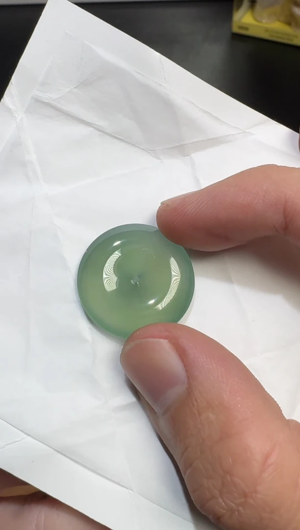 颈饰未镶嵌翡翠葡萄肉平安扣