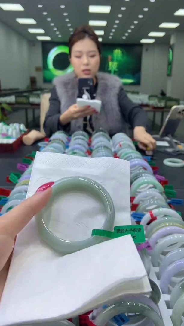 未镶嵌手镯翡翠0058558