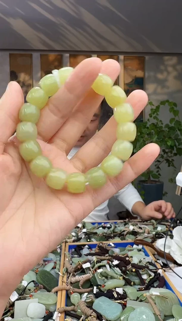 未镶嵌和田玉挂件拍一发一