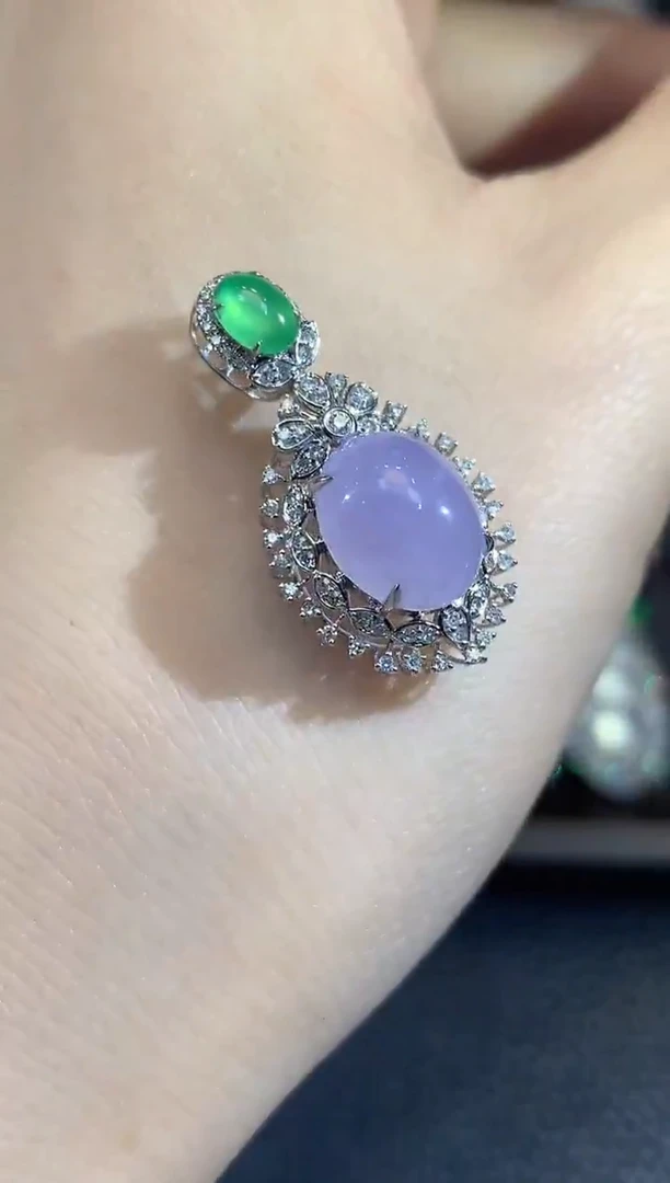 吊坠(不含链)18K金镶嵌翡翠D8翡翠紫货有一定色差