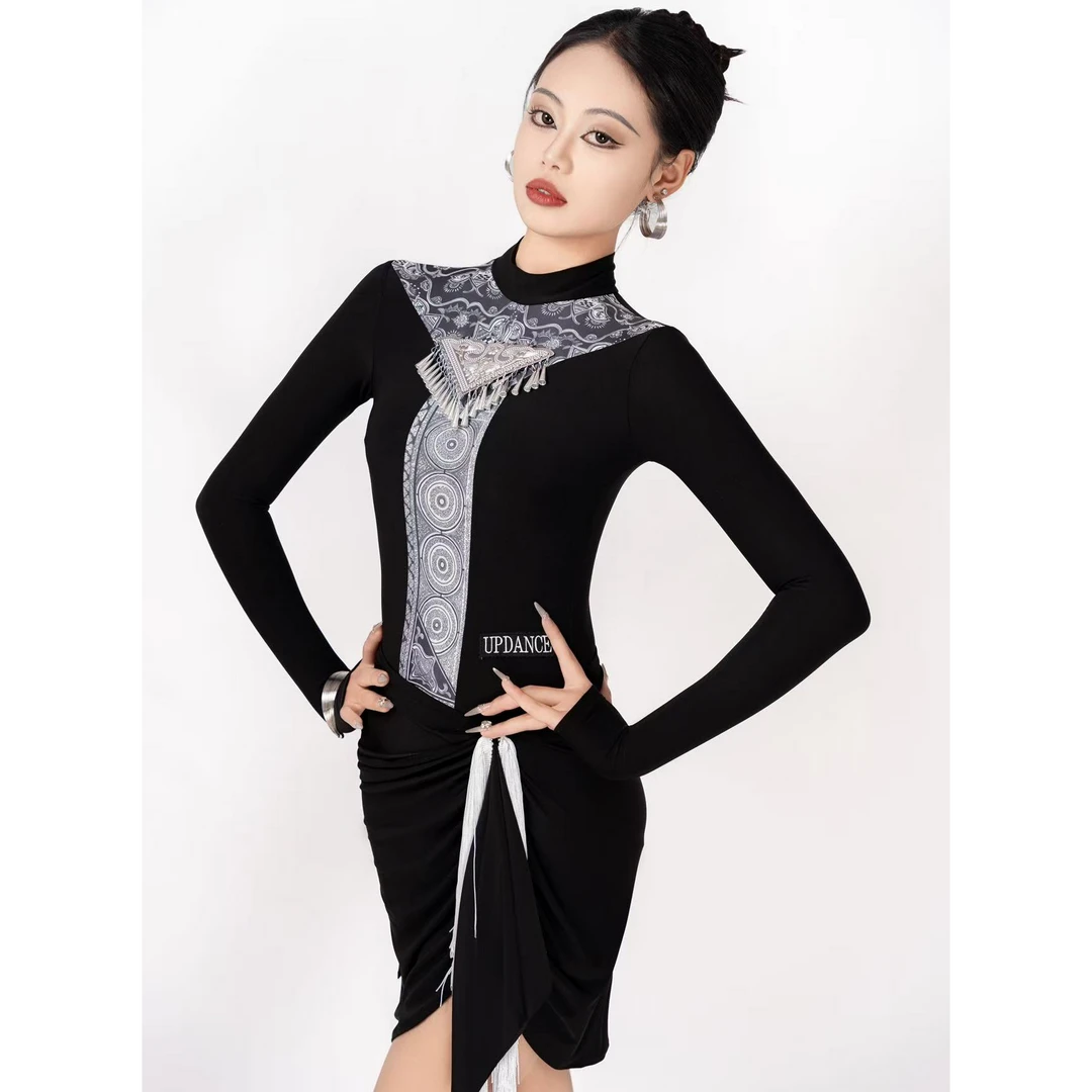 UP DANCE2025新款苗疆民族风拉丁舞服长袖金属元素性感高领声声慢