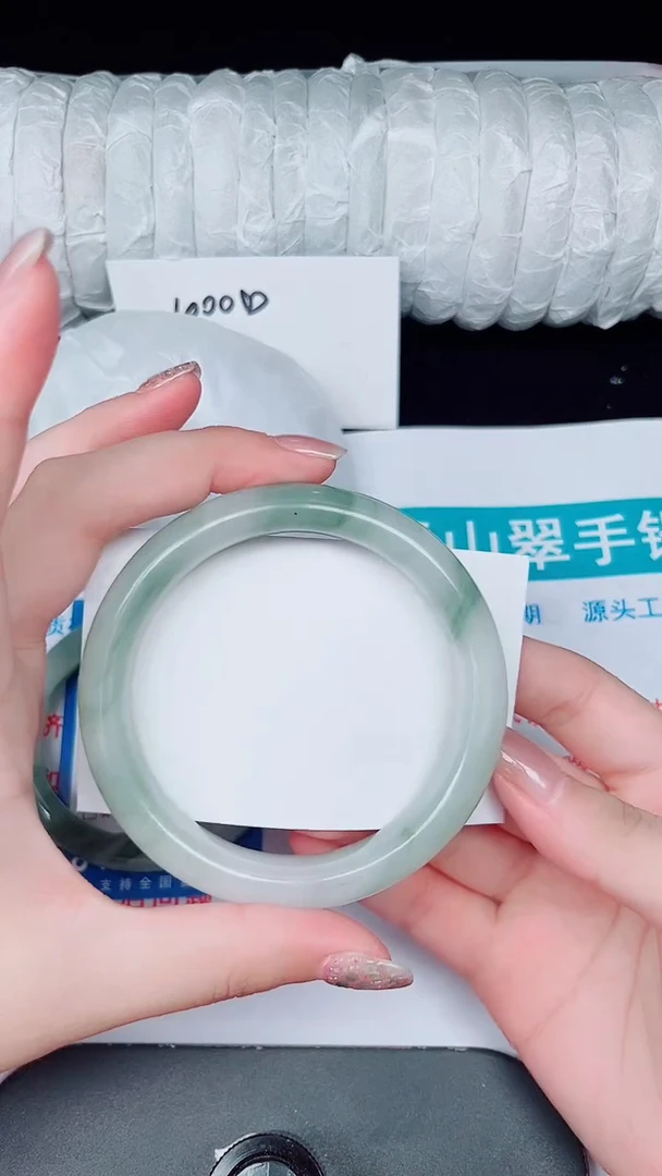 未镶嵌手镯石英质玉55-60/61