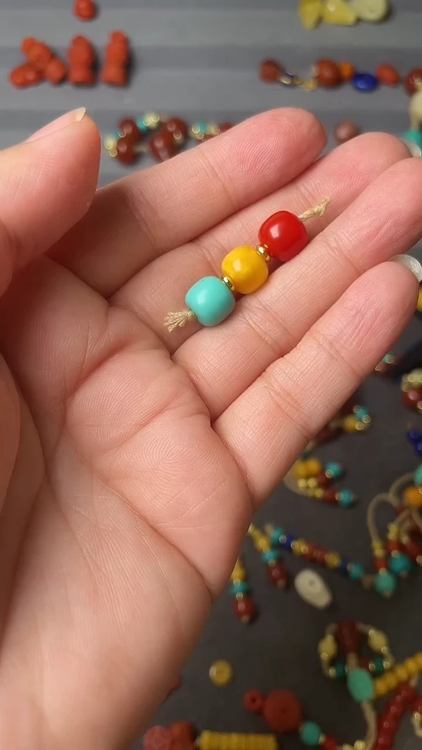 裸石蜜蜡未镶嵌8红绿灯