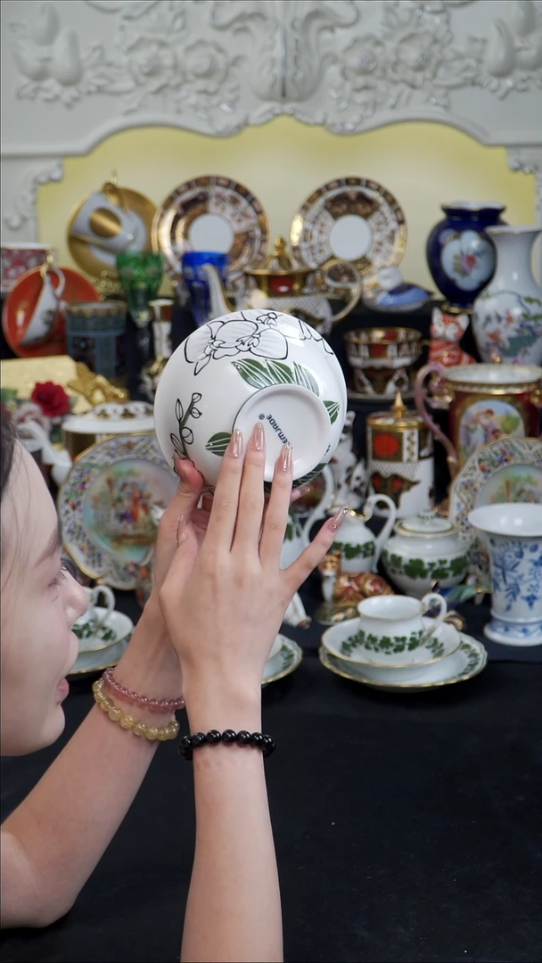 瓷婷婷中古器物如图所示552