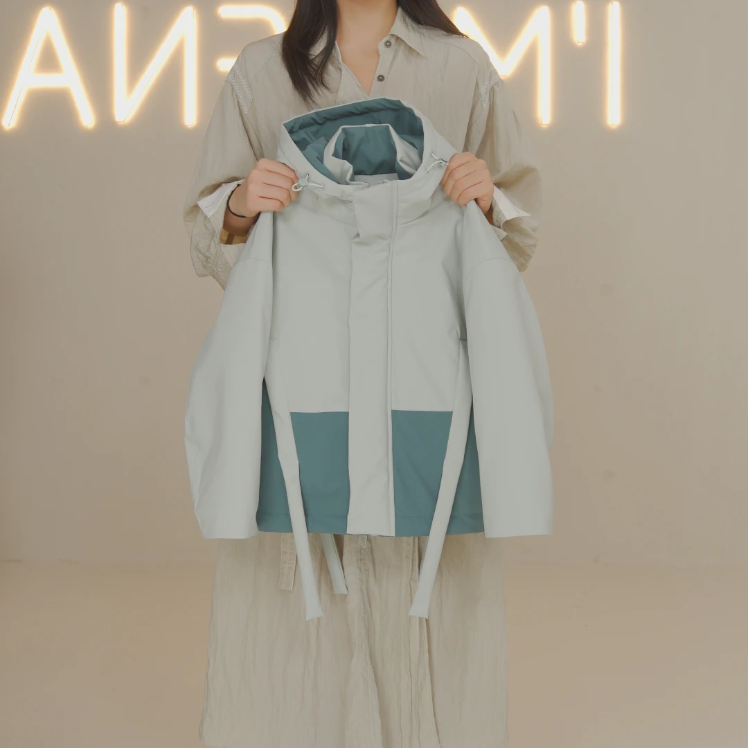 I'm Vena<细屿>2025女童冬款夹棉加厚外套51A7680