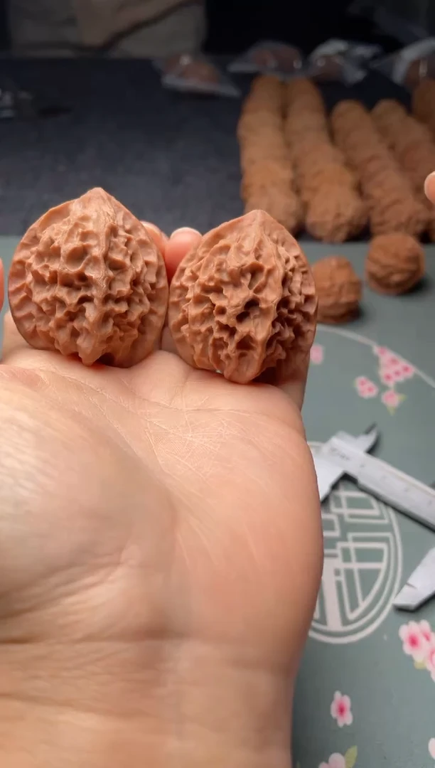 把件文玩核桃w21   龙鳞    39尺