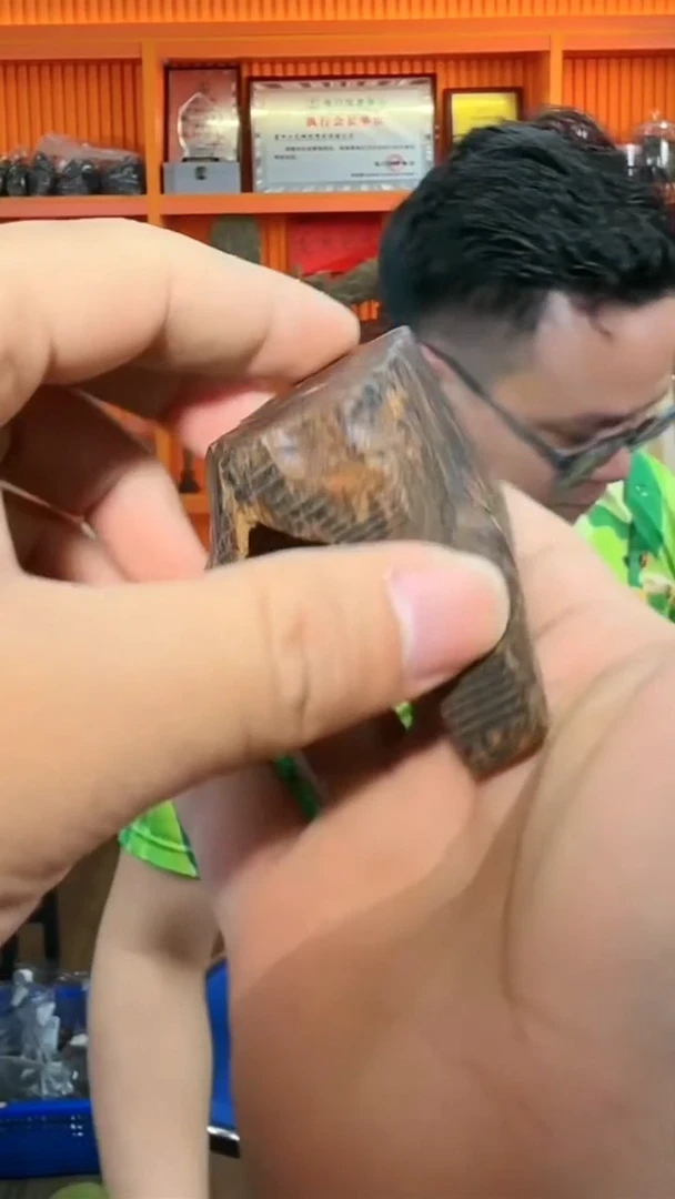沉香手把件473号多样性发一