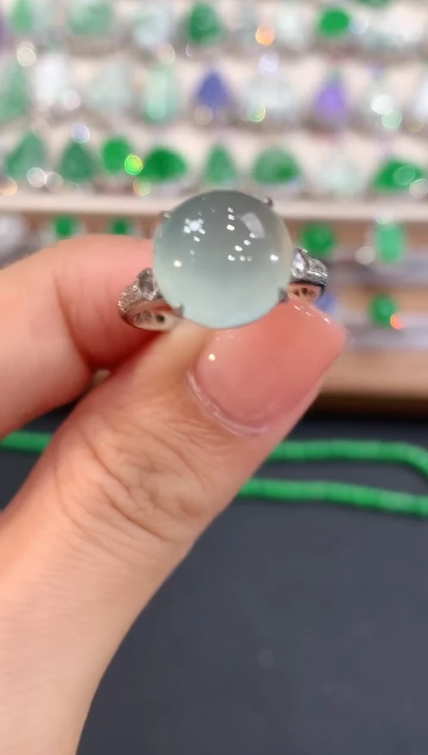 18K金镶嵌戒指翡翠a123