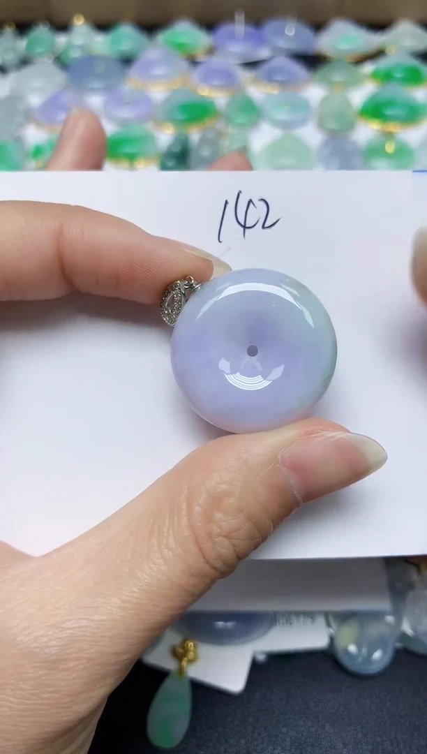 翡翠未镶嵌颈饰天然缅甸翡翠A货