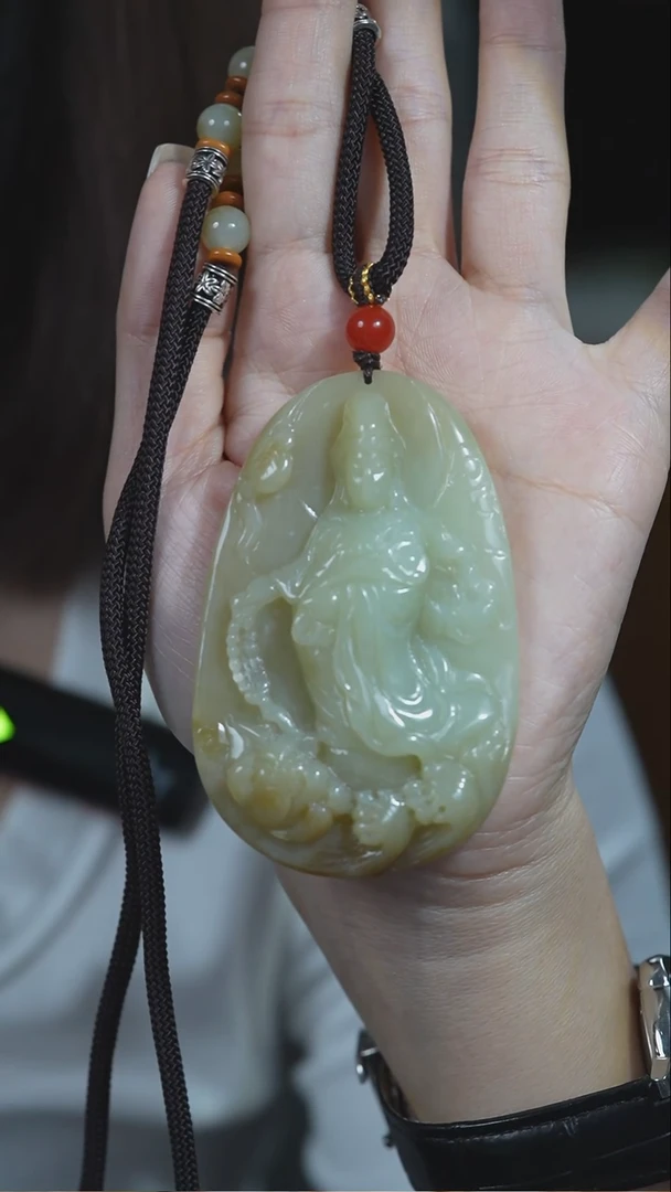 颈饰未镶嵌和田玉观音