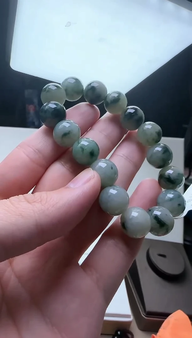 【闪购商品】翡翠手串未镶嵌翡翠手串61