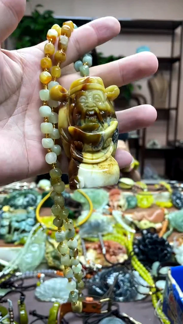未镶嵌岫玉吊坠·