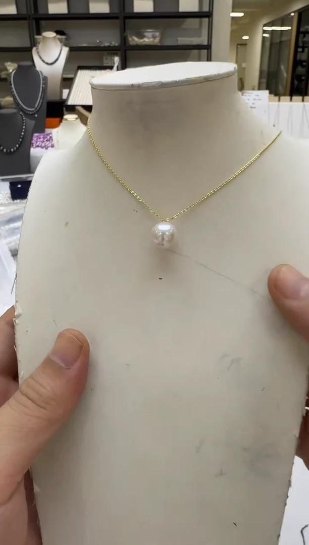 淡水珍珠18K金镶嵌吊坠(赠链)11-12mm 金珠帽