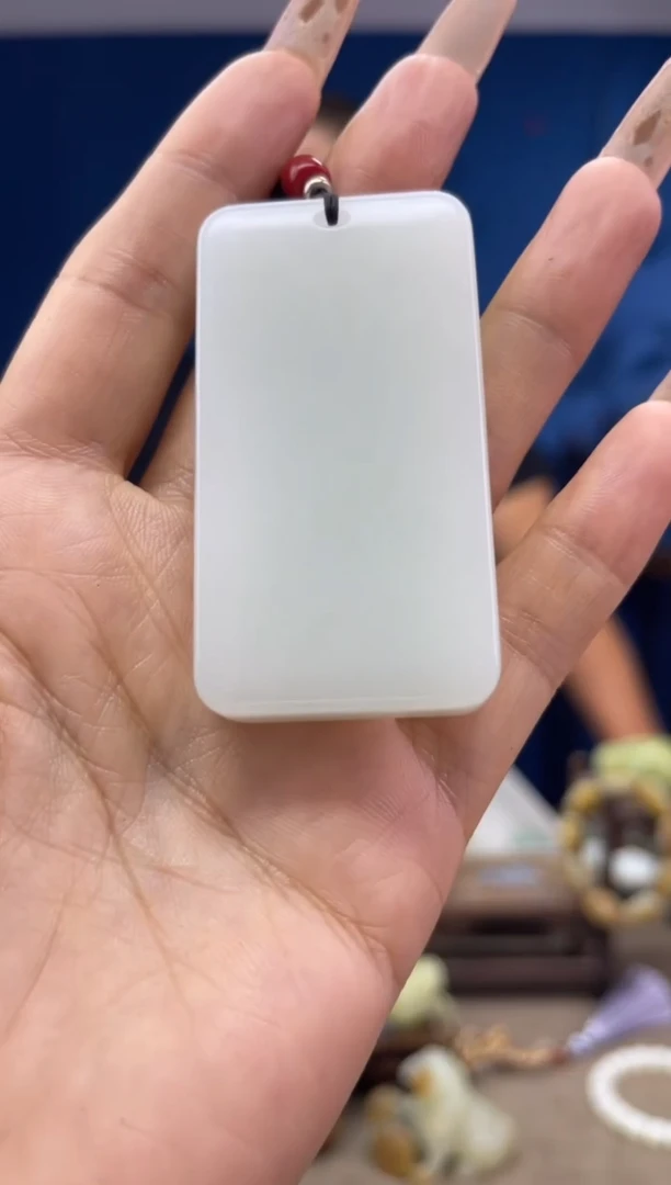 和田玉未镶嵌颈饰1