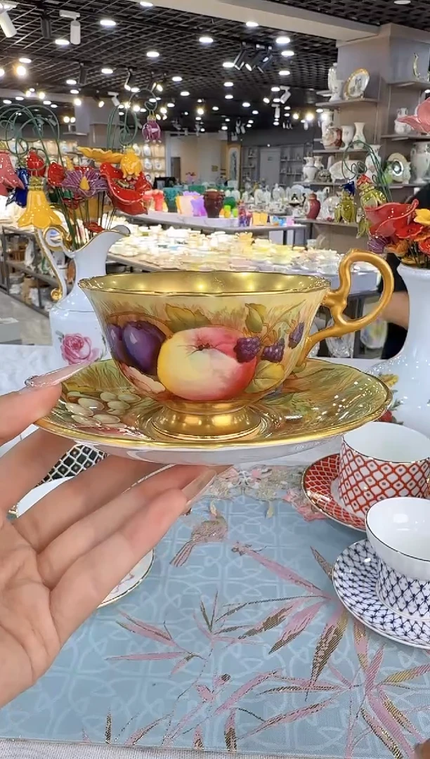 骨瓷娜娜中古器物如图所示78