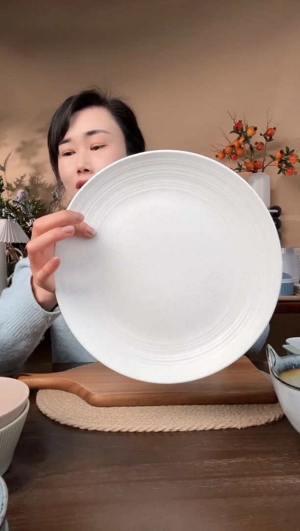 【闪购商品】瓷片10.5英寸螺纹麻点大盘微瑕