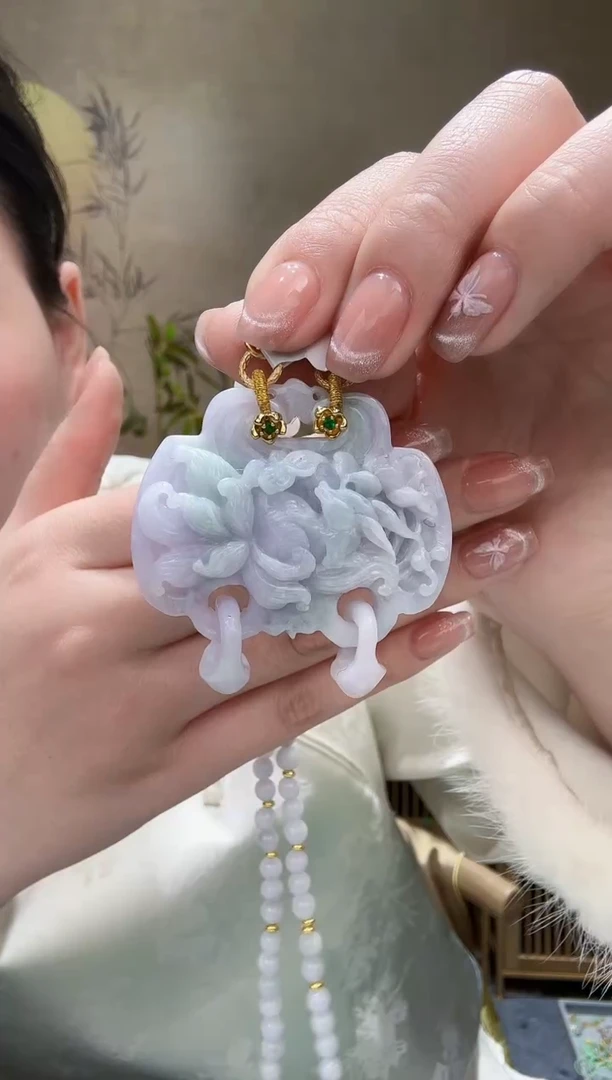 【闪购商品】翡翠颈饰未镶嵌吊坠