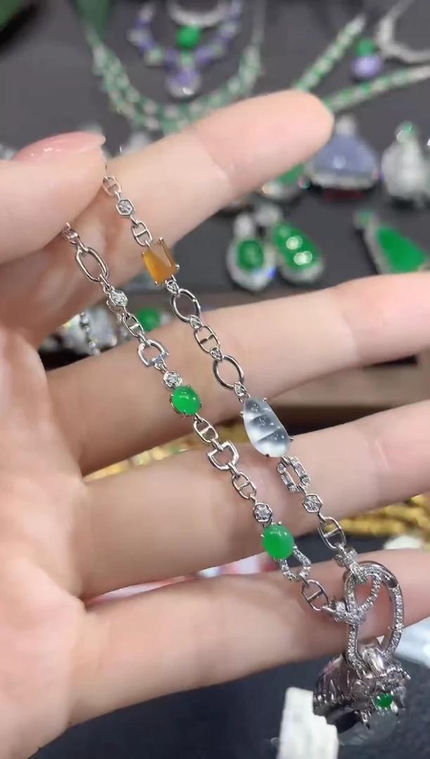 项链18K金镶嵌翡翠A57翡翠