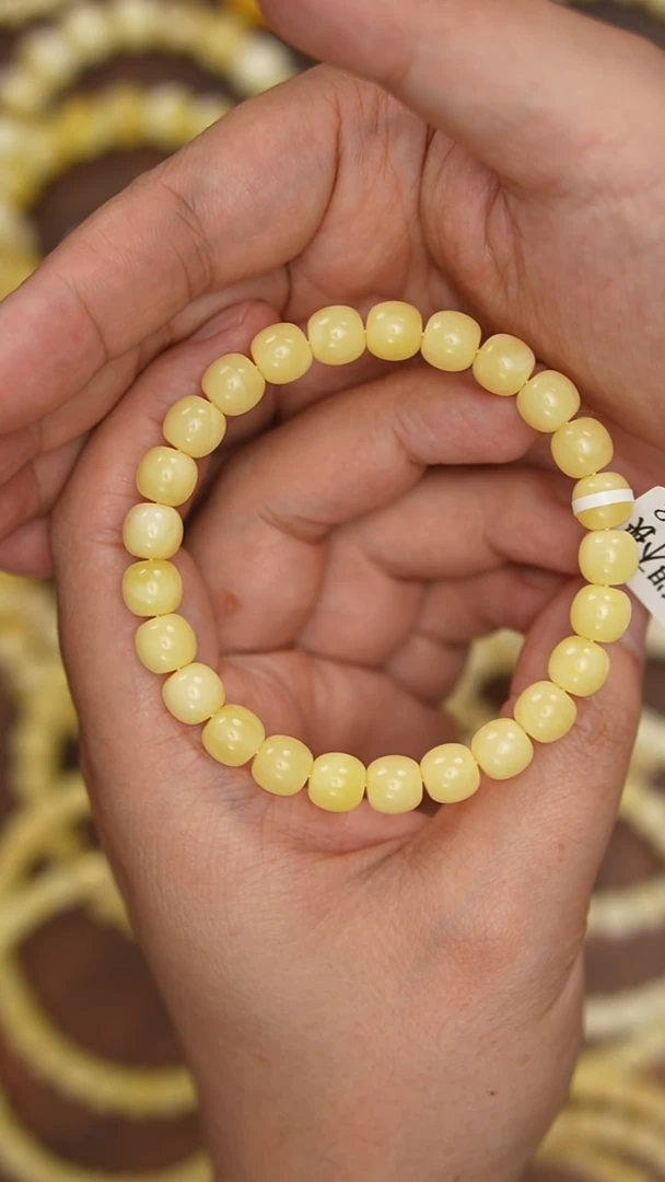 未镶嵌蜜蜡珠宝奇石约8.5mm+（单件）