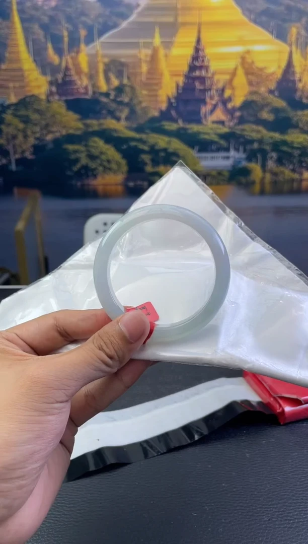 未镶嵌手镯翡翠9