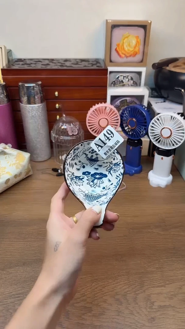瓷片哈哈哈哈哈哈哈哈81