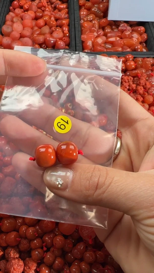 【闪购商品】南红玛瑙颈饰未镶嵌1