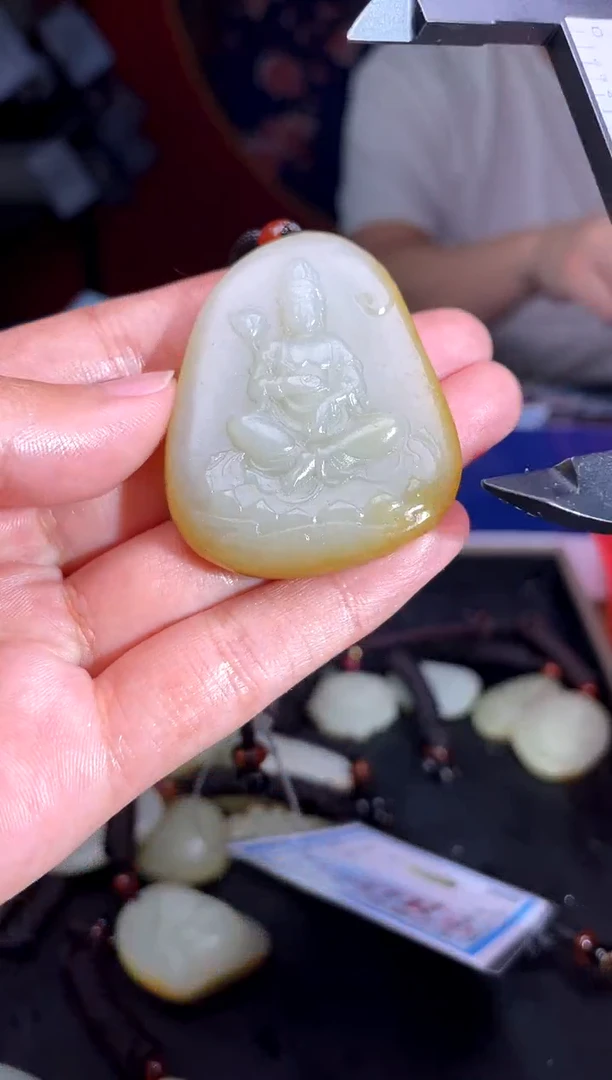 和田玉未镶嵌挂件1